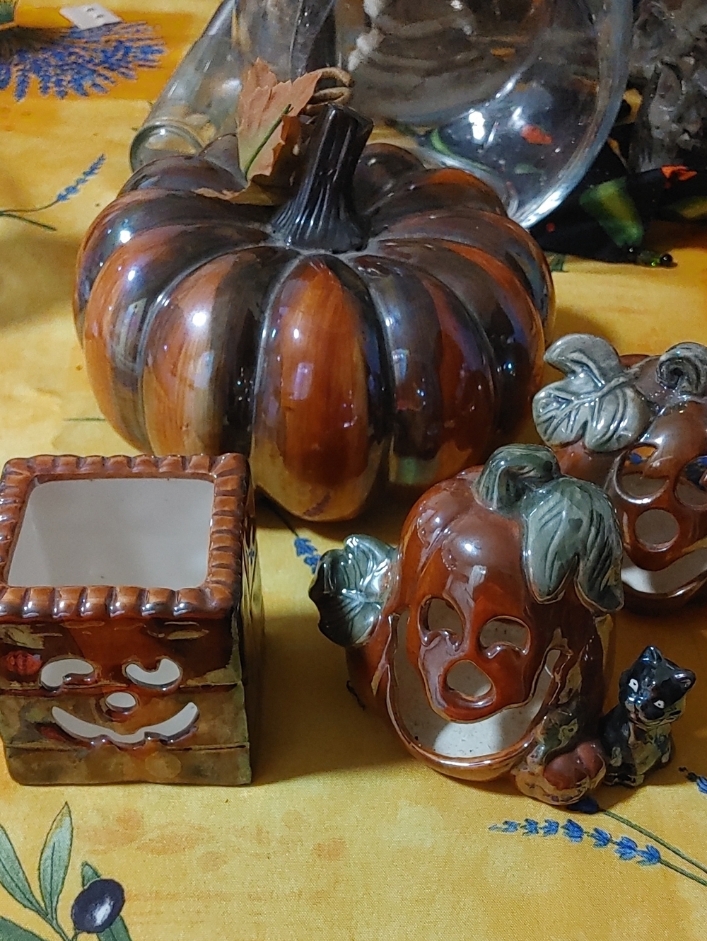 Ceramic Autumn Pumpkin Décor Set - Rust/Brown